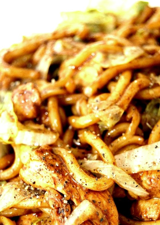 Black Pepper Chicken Udon (by Tricia Lee Sook Ling)