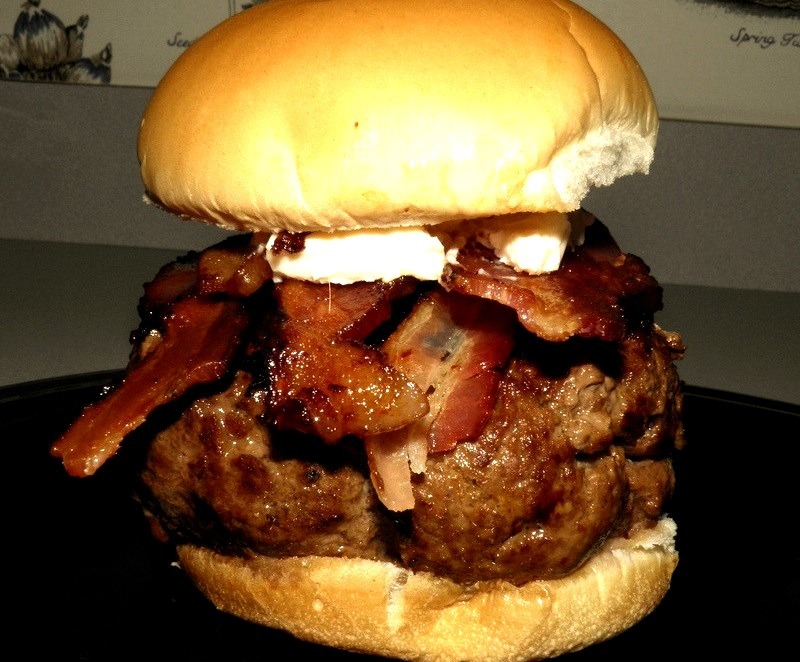 The Bacon Queso Chipotle Burger (by rabidscottsman)