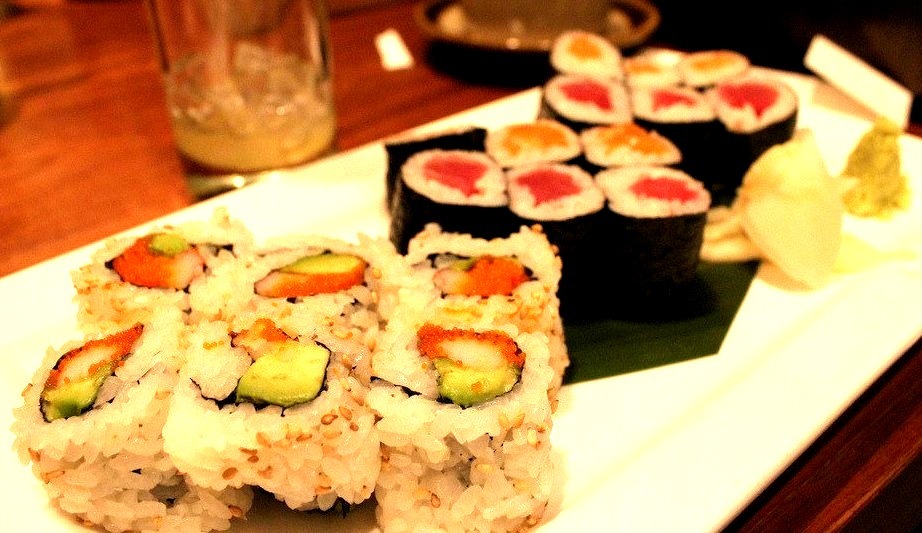 Makis (by Woman Inthemirror)
